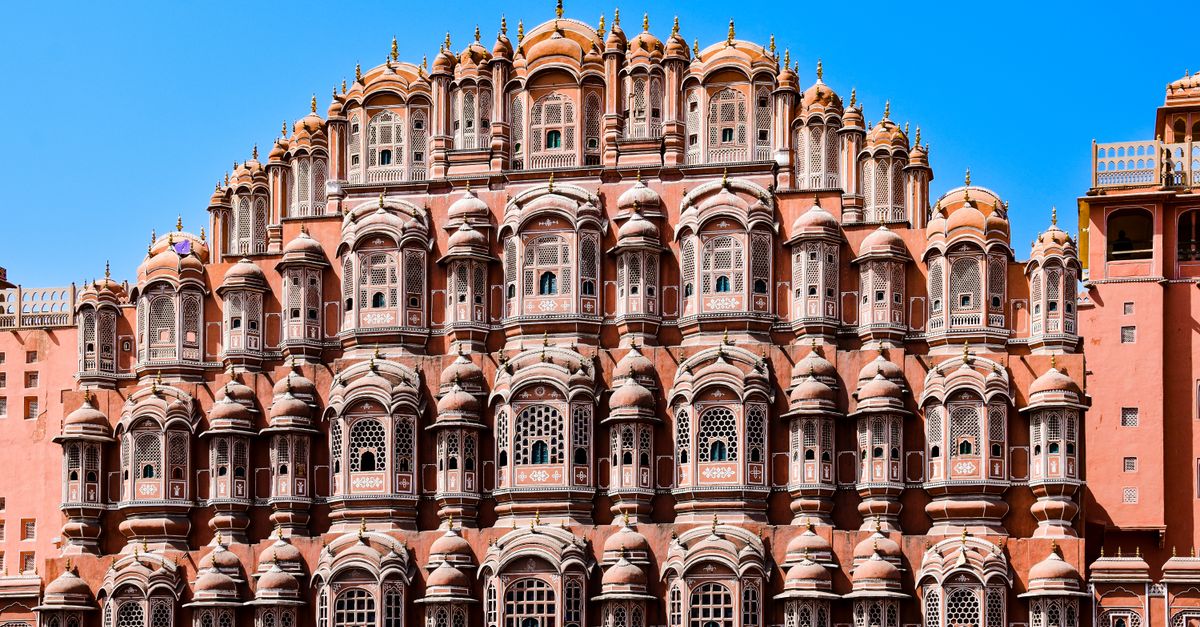 Explore the intricate architecture of Hawa Mahal, a stunning landmark in Jaipur, India.